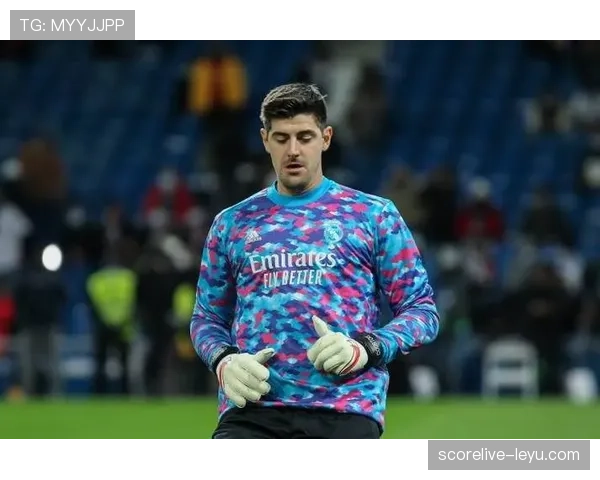 库尔图瓦膝伤恢复顺利，重返赛场时间引球迷期待