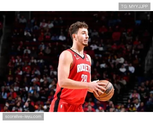 霍奇森战术智慧引领球队开启胜利新篇章