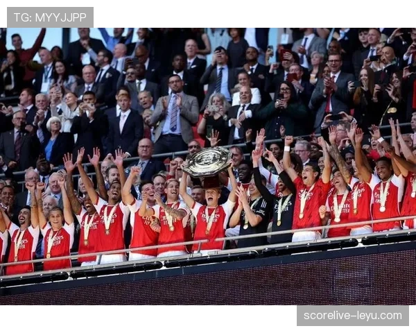 特罗萨德对阵曼城的关键表现解析